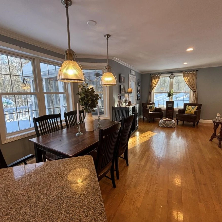Jean Knapp Rentals-Half-Acre Coastal Retreat- Hot tub and walk to town!-image-10