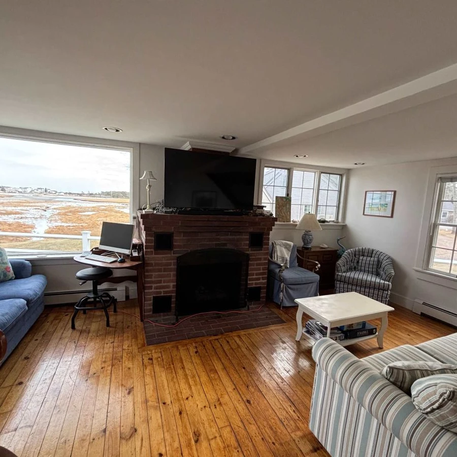 Jean Knapp Rentals-Bayview- 4Bedroom Footbridge Beach Family Home with Hot Tub!-image-18