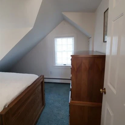 Jean Knapp Rentals-Bayview- 4Bedroom Footbridge Beach Family Home with Hot Tub!-image-29