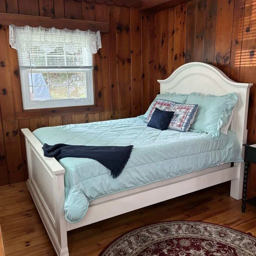 Jean Knapp Rentals-Ogunquit's Cottage! -image-10