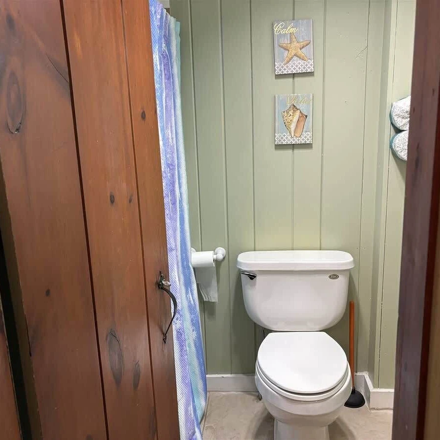 Jean Knapp Rentals-Ogunquit's Cottage! -image-8