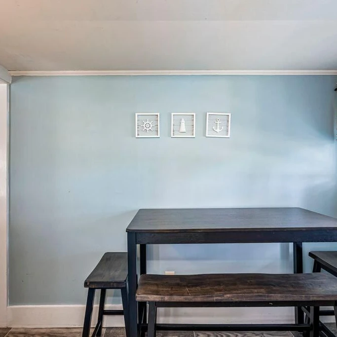 Jean Knapp Rentals-Beautiful inn, Lighthouse Landing. #3 Sea Glass-image-11