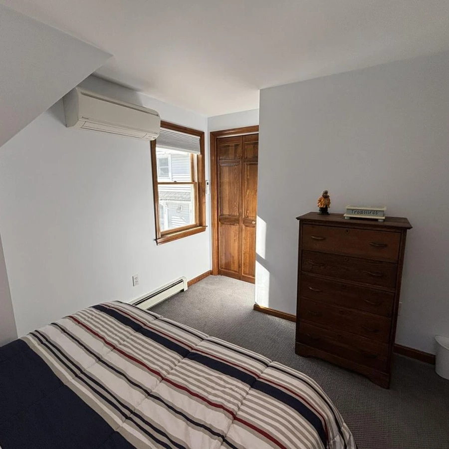 Jean Knapp Rentals-Meadow Lane -Bar and Pool-image-6