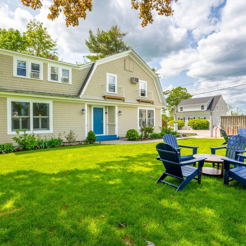 Jean Knapp Rentals-Beautiful inn, Lighthouse Landing. #2 Sea Cliffs-image-21