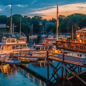 Jean Knapp Rentals-Beautiful inn, Lighthouse Landing. #2 Sea Cliffs-image-31