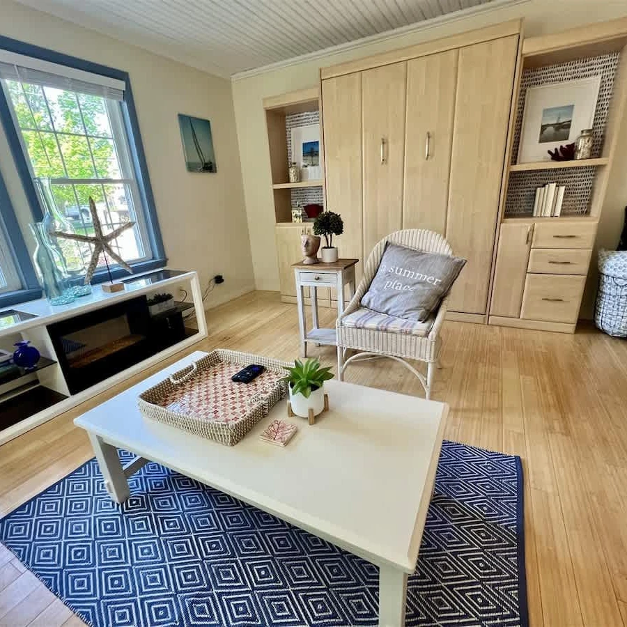 Jean Knapp Rentals-Cozy Downtown Ogunquit Condo!-image-15