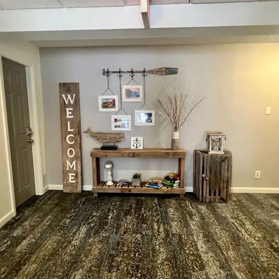 Jean Knapp Rentals-Cozy Downtown Ogunquit Condo!-image-19