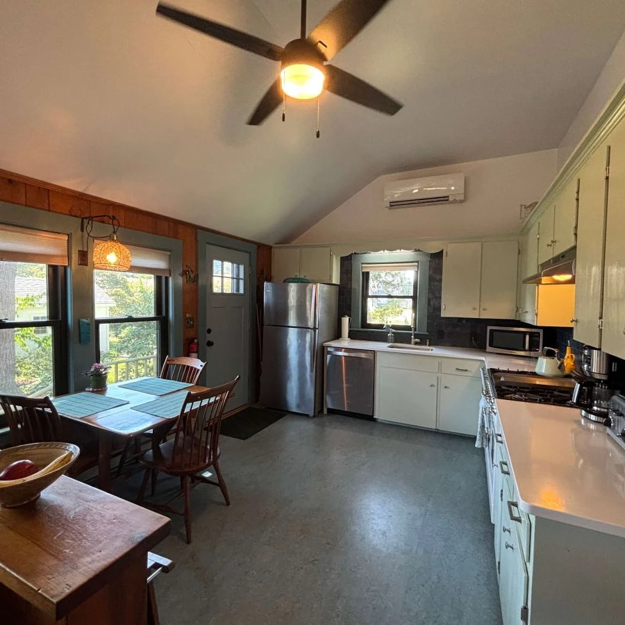 Jean Knapp Rentals-8 Tern Street Cottage-image-13