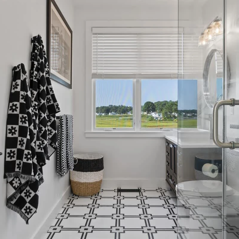 Jean Knapp Rentals-Luxurious Waterfront Retreat in Ogunquit, Maine-image-12