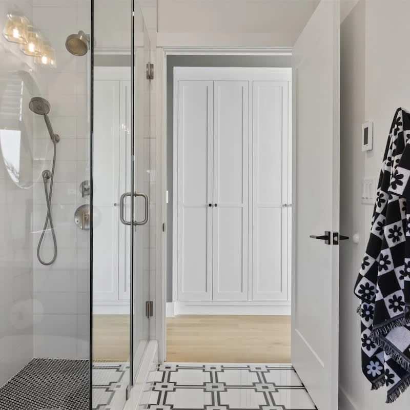 Jean Knapp Rentals-Luxurious Waterfront Retreat in Ogunquit, Maine-image-14