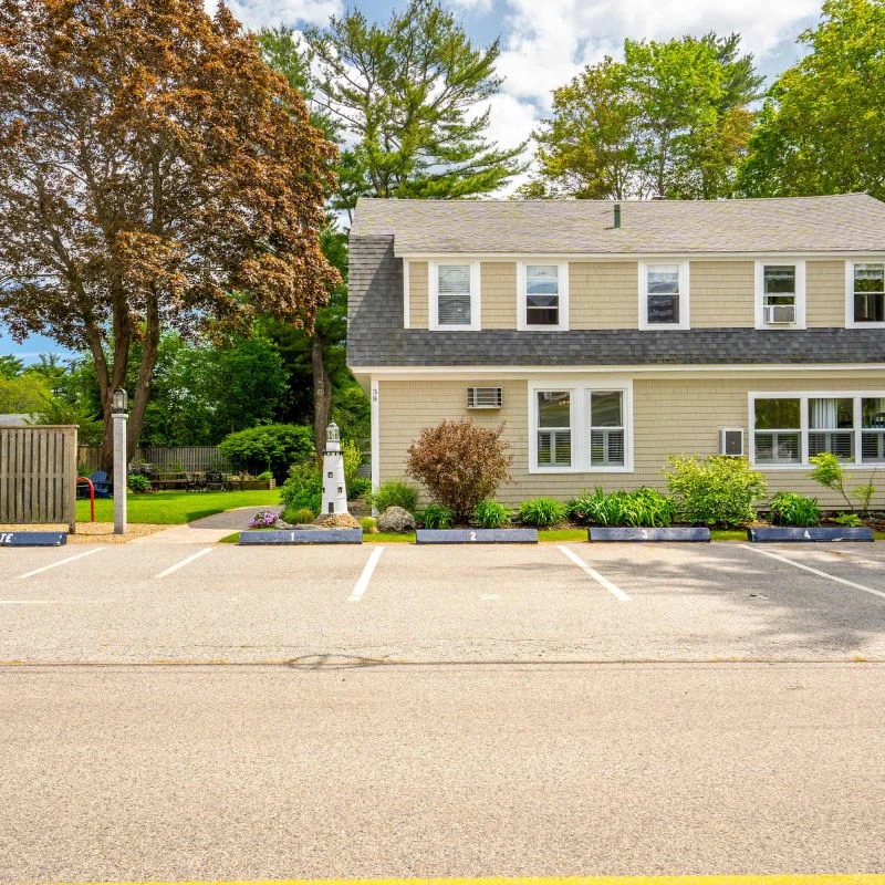 Jean Knapp Rentals-Beautiful inn, Lighthouse Landing. #4 Starfish-image-18