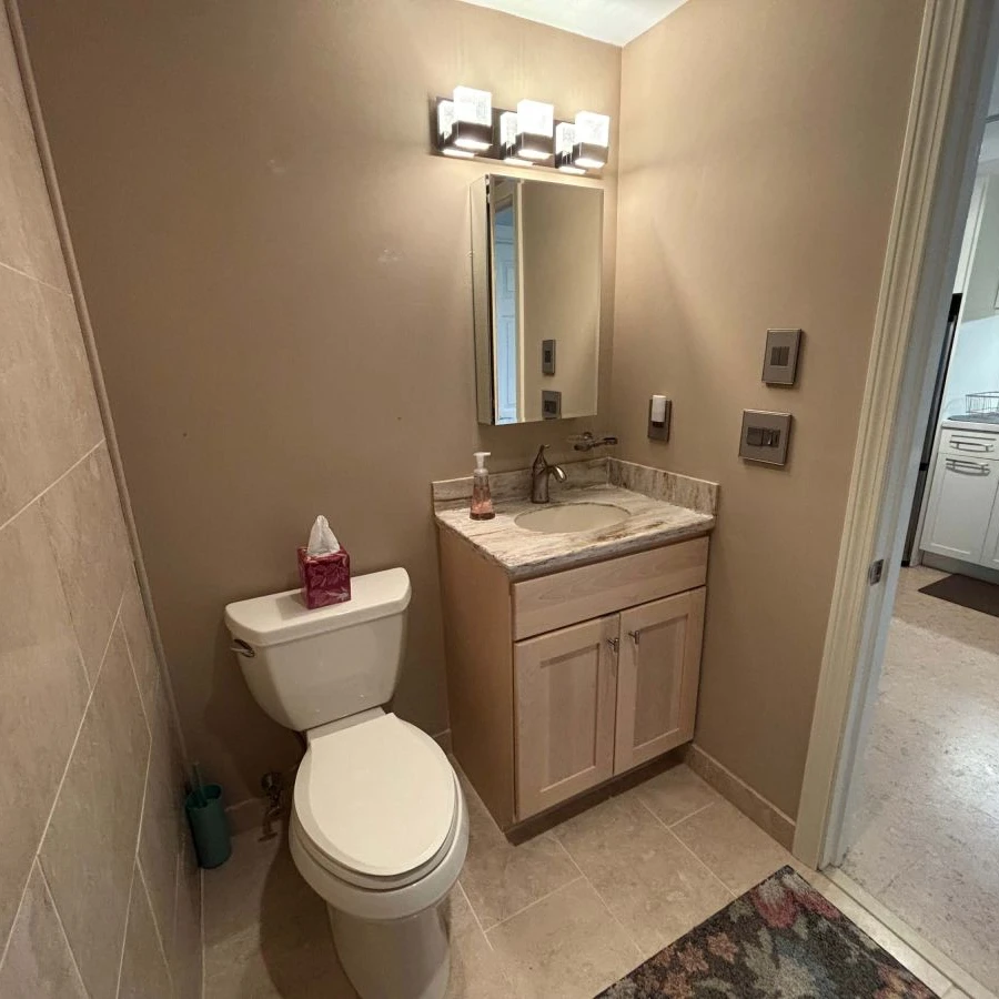 Jean Knapp Rentals-Ocean Towers Condo #114-image-12