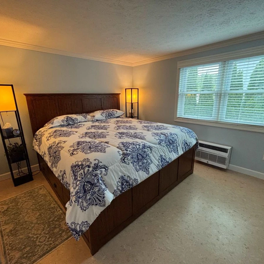 Jean Knapp Rentals-Ocean Towers Condo #114-image-14