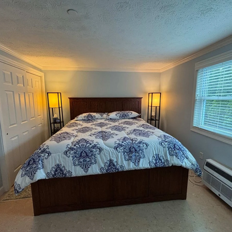 Jean Knapp Rentals-Ocean Towers Condo #114-image-15