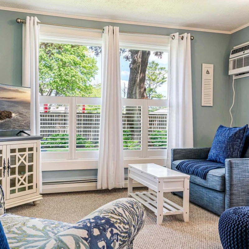 Jean Knapp Rentals-Beautiful Inn, Lighthouse Landing. Sleeps 18-20-image-90