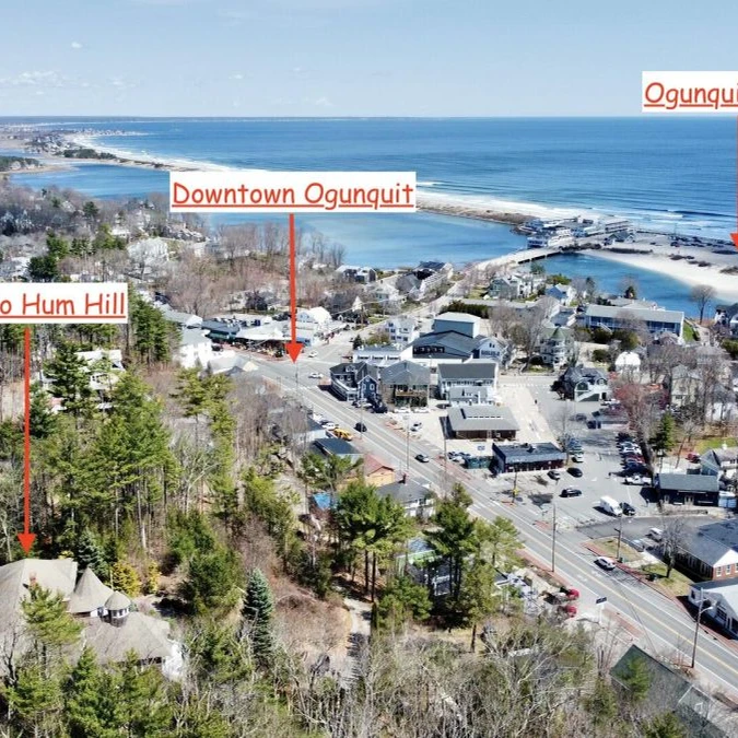 Jean Knapp Rentals-The Tree Top Apartment: Spacious 2 Bedroom Apt -image-26