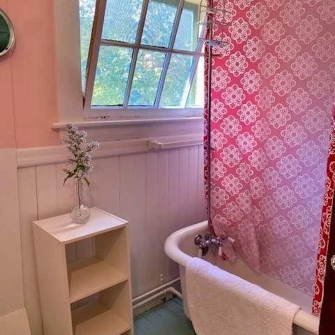 Jean Knapp Rentals-The Lincoln Cottage - 1905 Shingle Style Cottage-image-21