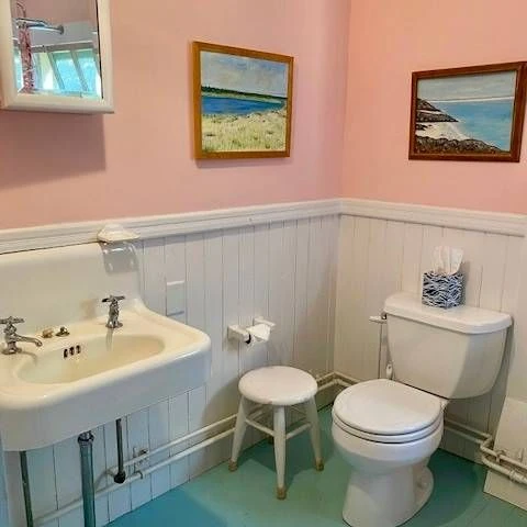 Jean Knapp Rentals-The Lincoln Cottage - 1905 Shingle Style Cottage-image-22