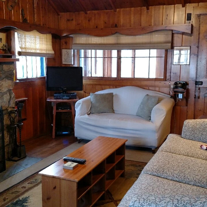 207 – Quintessential Cottage Near Marginal Way