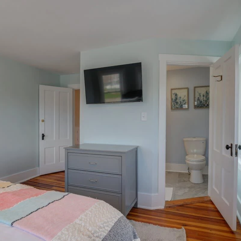 Jean Knapp Rentals-The Maine House - 7 Bedroom 7 Bathroom Home with Hot Tub!-image-20