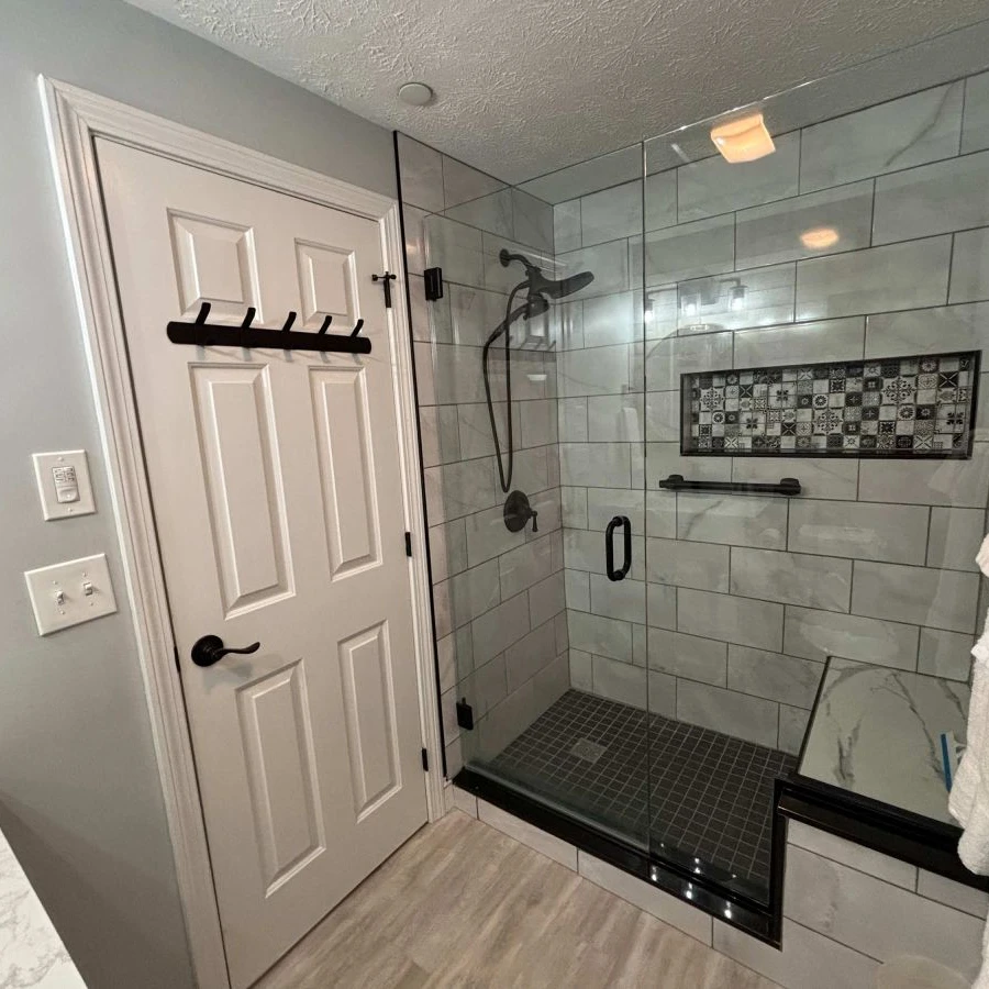 Jean Knapp Rentals-Ocean Towers Condo #111 with access to a Pool!-image-14