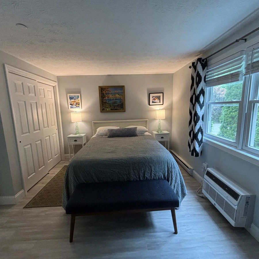 Jean Knapp Rentals-Ocean Towers Condo #111 with access to a Pool!-image-15