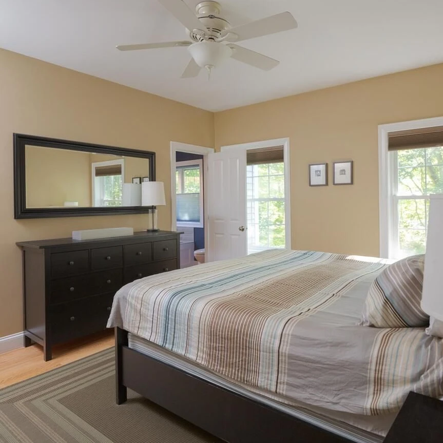 Jean Knapp Rentals-38 Blue Heron, Ogunquit - Walk to town and beach!-image-13