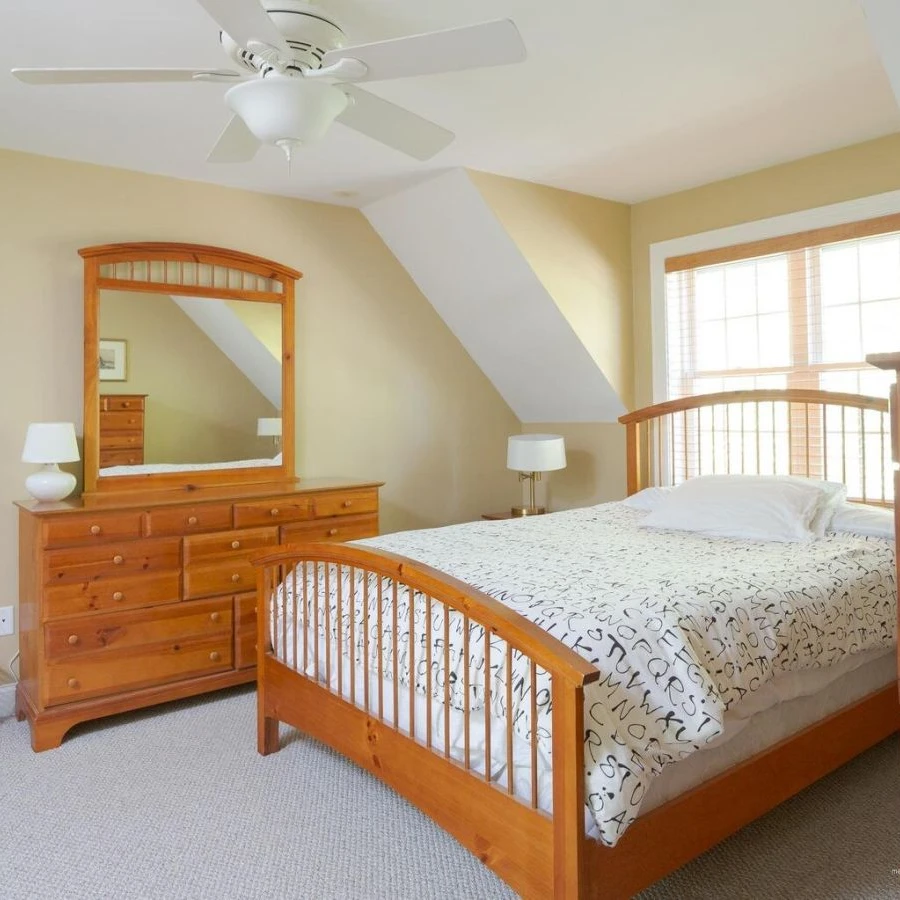 Jean Knapp Rentals-38 Blue Heron, Ogunquit - Walk to town and beach!-image-24