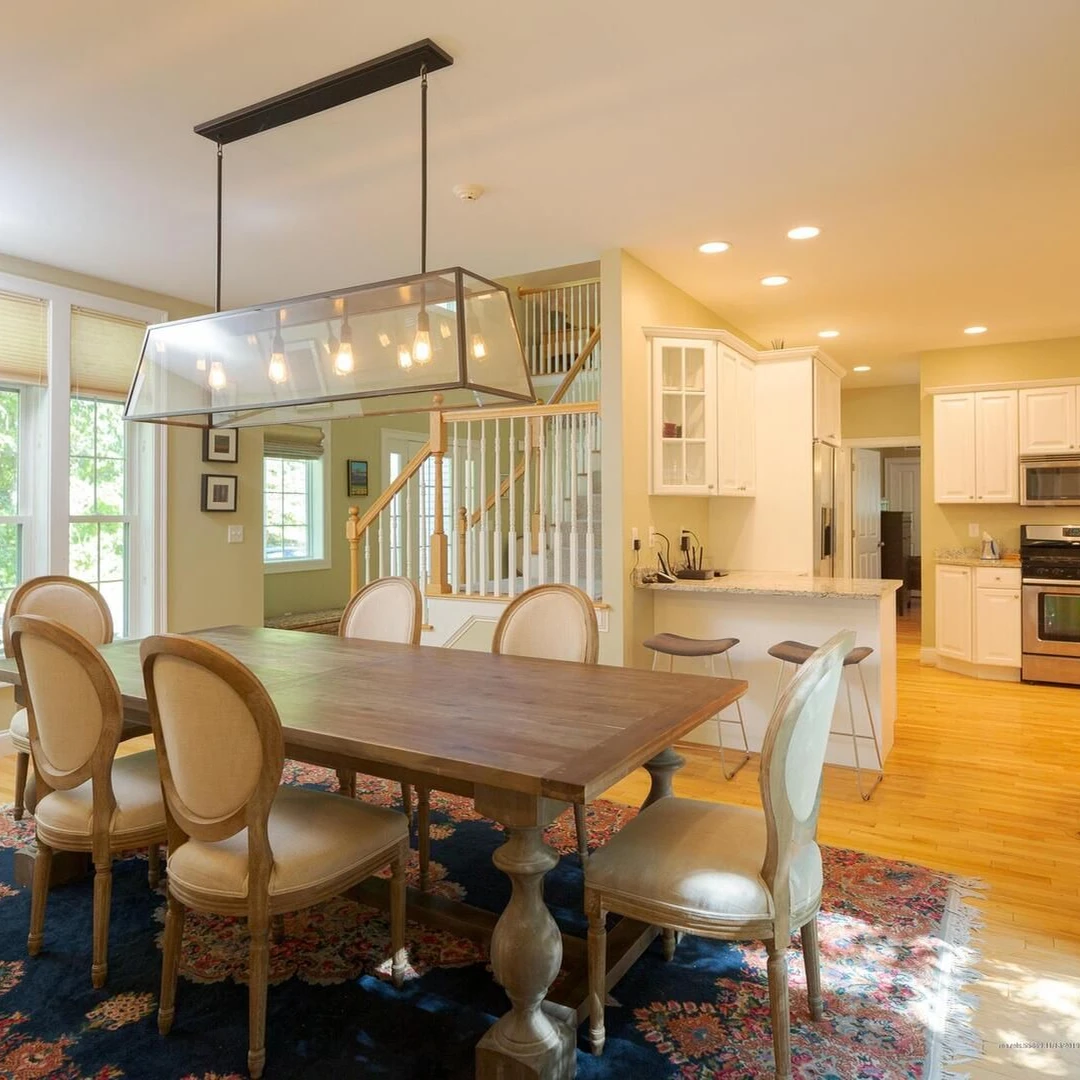 Jean Knapp Rentals-38 Blue Heron, Ogunquit - Walk to town and beach!-image-8