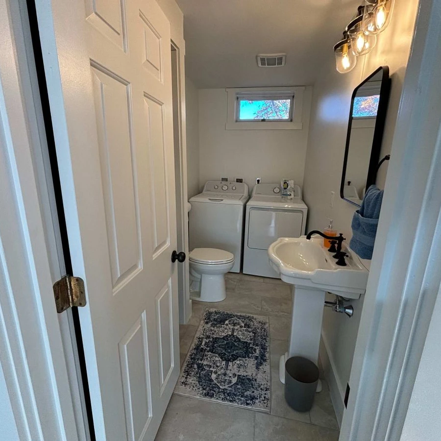 Jean Knapp Rentals-Downtown Ogunquit Single home, 3 Bedroom -image-12