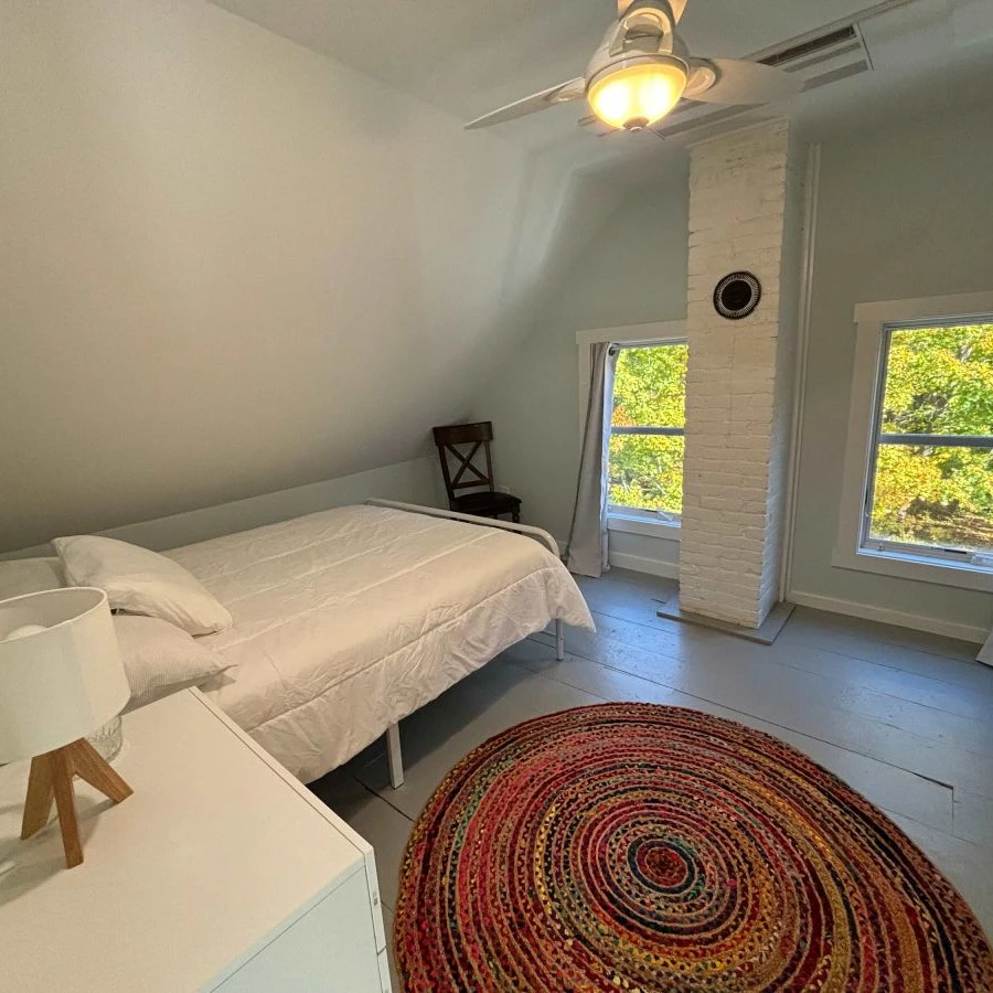 Jean Knapp Rentals-Downtown Ogunquit Single home, 3 Bedroom -image-19