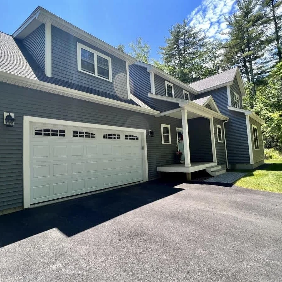 Jean Knapp Rentals-Maple Street Getaway!-image-2