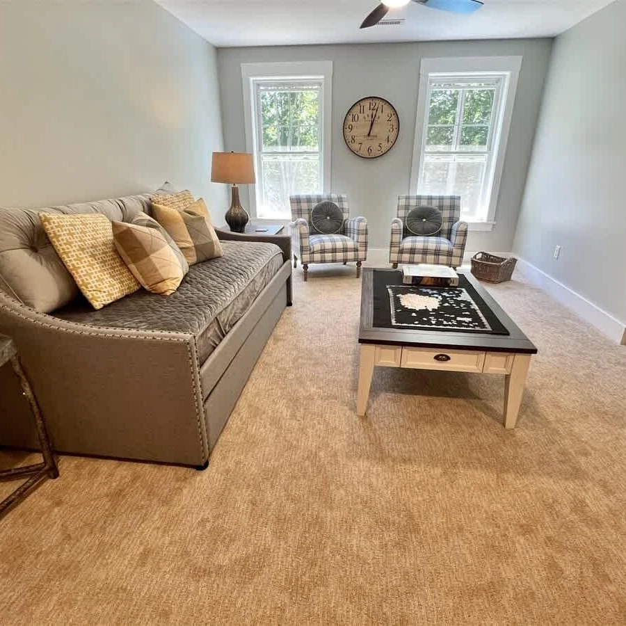 Jean Knapp Rentals-Maple Street Getaway!-image-27