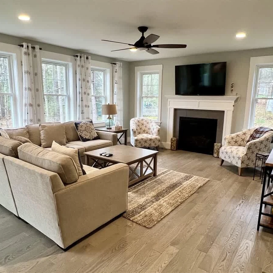 Jean Knapp Rentals-Maple Street Getaway!-image-9