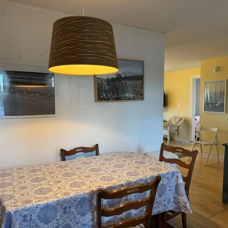 Jean Knapp Rentals-Wake Up to the Ogunquit River-Beach Plum Cottage-image-4