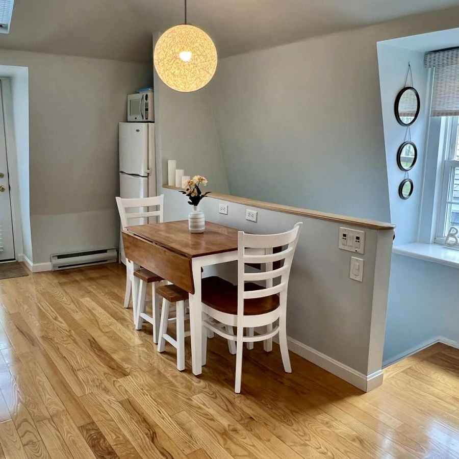 Jean Knapp Rentals-The Ogunquit Getaway - 177 Shore Road-image-7